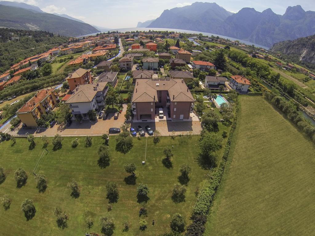 Park Hotel Eden Torbole Sul Garda Екстериор снимка