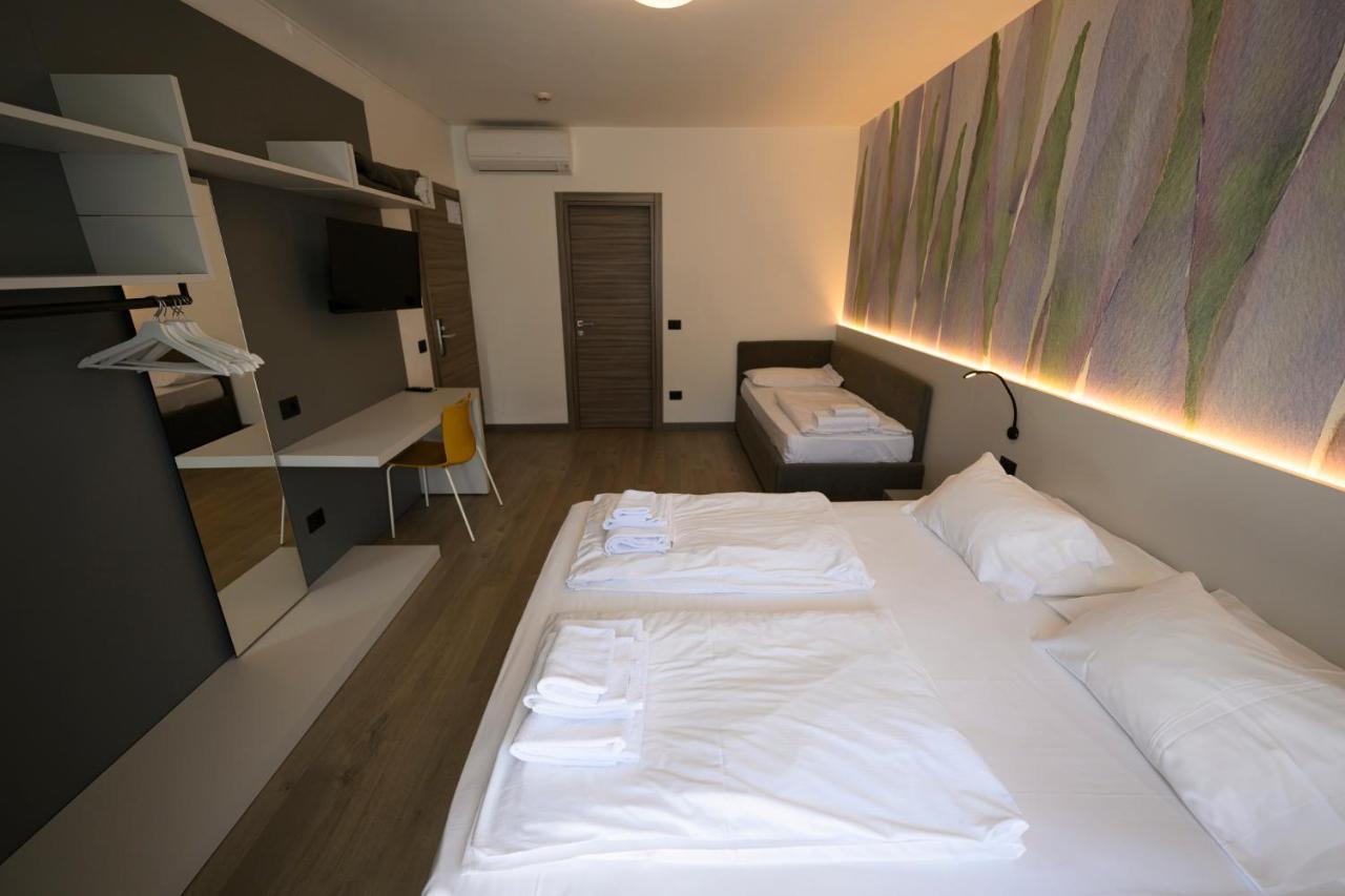 Park Hotel Eden Torbole Sul Garda Екстериор снимка