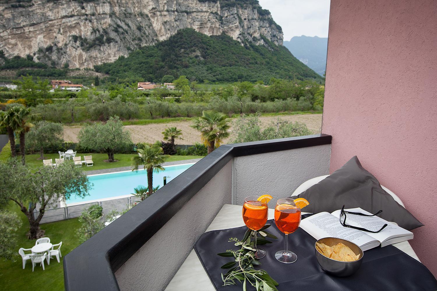 Park Hotel Eden Torbole Sul Garda Екстериор снимка